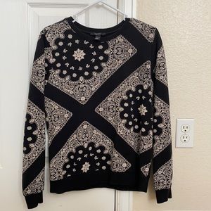 Women’s Bandana Sweatshirt size Large Forever21
